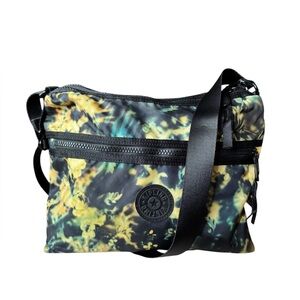 Kipling Crossbody